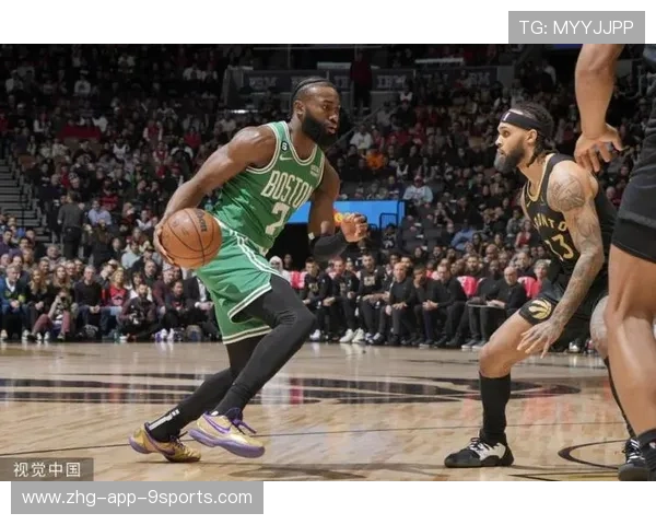 凯尔特人赢猛龙，布朗三分精准贡献30+