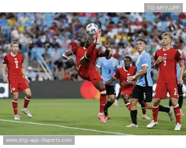 加拿大点燃足球热潮，戴维斯带来全国狂欢